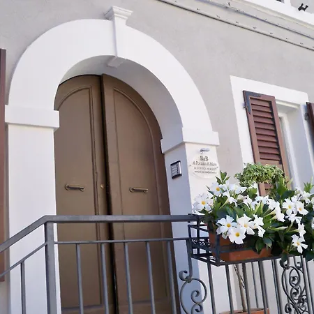 Alojamento de Acomodação e Pequeno-almoço A Portata Di Mare Loreto