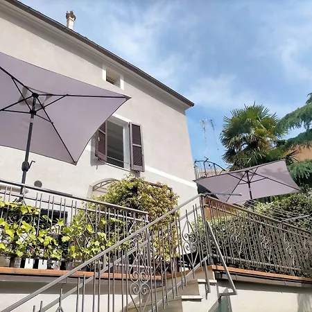 Alojamento de Acomodação e Pequeno-almoço A Portata Di Mare 3*